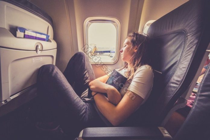 When You Travel How Does It Affect Your Sleep And Productivity?